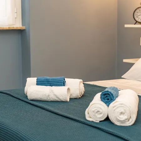 H H Il Vicolo * Moneglia