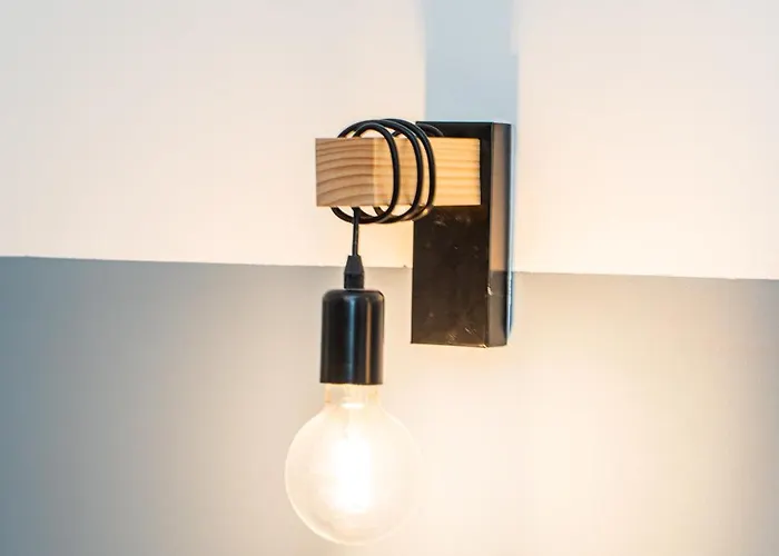 H H Il Vicolo * Moneglia